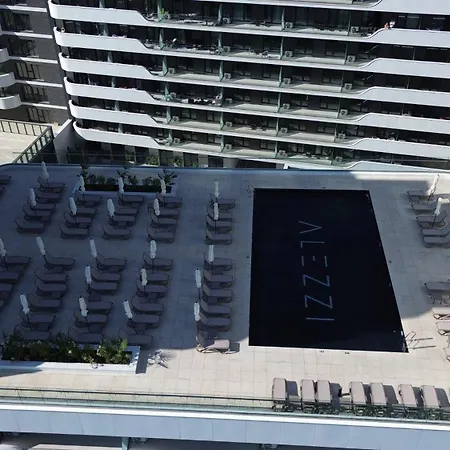 Nextgen In Odyssey Indoor Pool & アパート ナボダリ