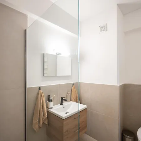 アパート Nextgen In Odyssey Indoor Pool & ナボダリ