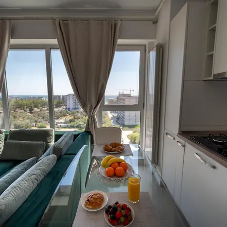 Nextgen In Odyssey Indoor Pool & アパート *