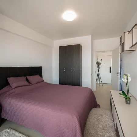 Nextgen In Odyssey Indoor Pool & * Năvodari