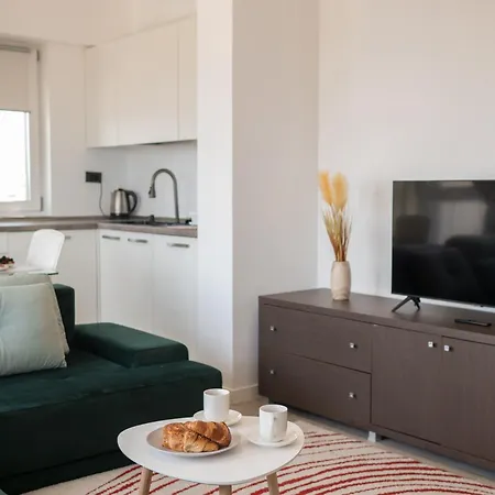 Nextgen In Odyssey Indoor Pool & Appartamento Năvodari