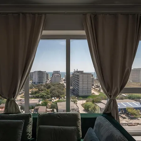 Nextgen In Odyssey Indoor Pool & *